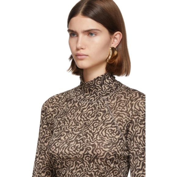 Nanushka Women's Small Raglan Turtleneck Top Mesh Jersey Graphic Animal Latte - Picture 16 of 16